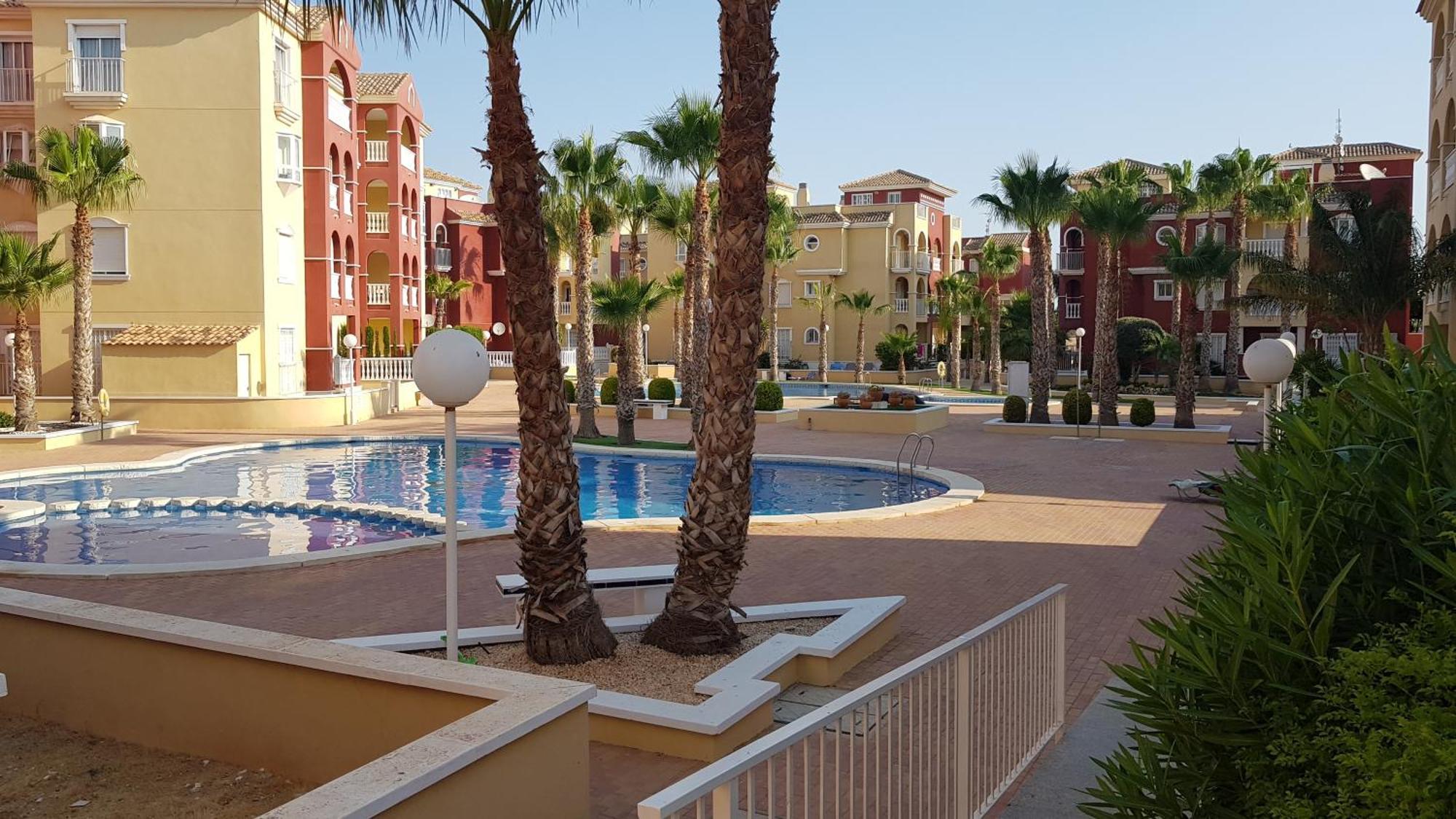 Spacious 3 Bedroom 2 Bathroom Apartment - Puerto Marina Complex Los Alcázares Exterior photo