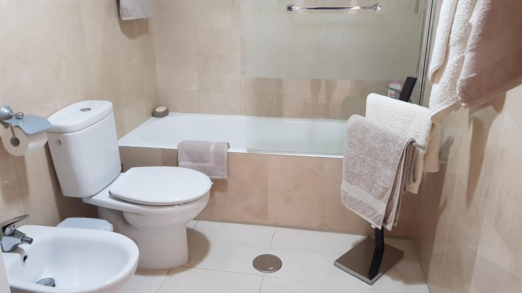 Spacious 3 Bedroom 2 Bathroom Apartment - Puerto Marina Complex Los Alcázares Exterior photo